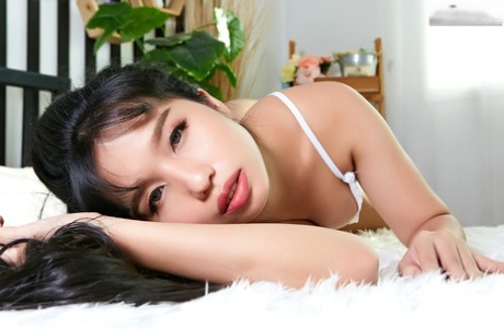 H4610 ori1725 Horny 4610 Sachi Kuboshima 21 Years Old