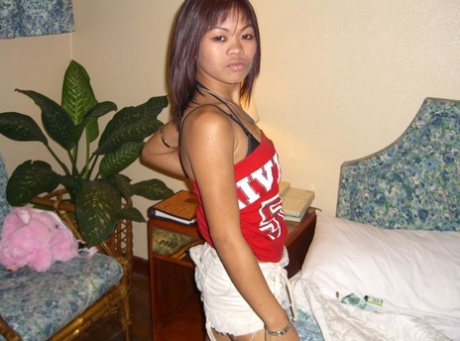 EMOI-018 Emo Girl / Long-Cherished First 3P / 