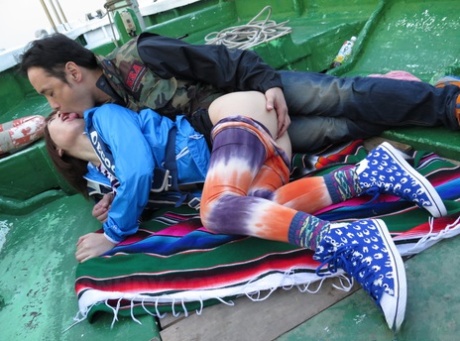 IDBD-989 Humidity 200%! Oil 300%! Super Hottie's And Thick Stepdad's Tongues Are Entwined In Saliva For This Sweaty Intertwined Fuckfest BEST