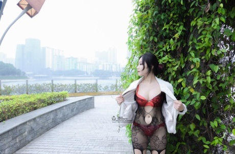 H4610 ki190104 4610 Naughty amateur orgy
